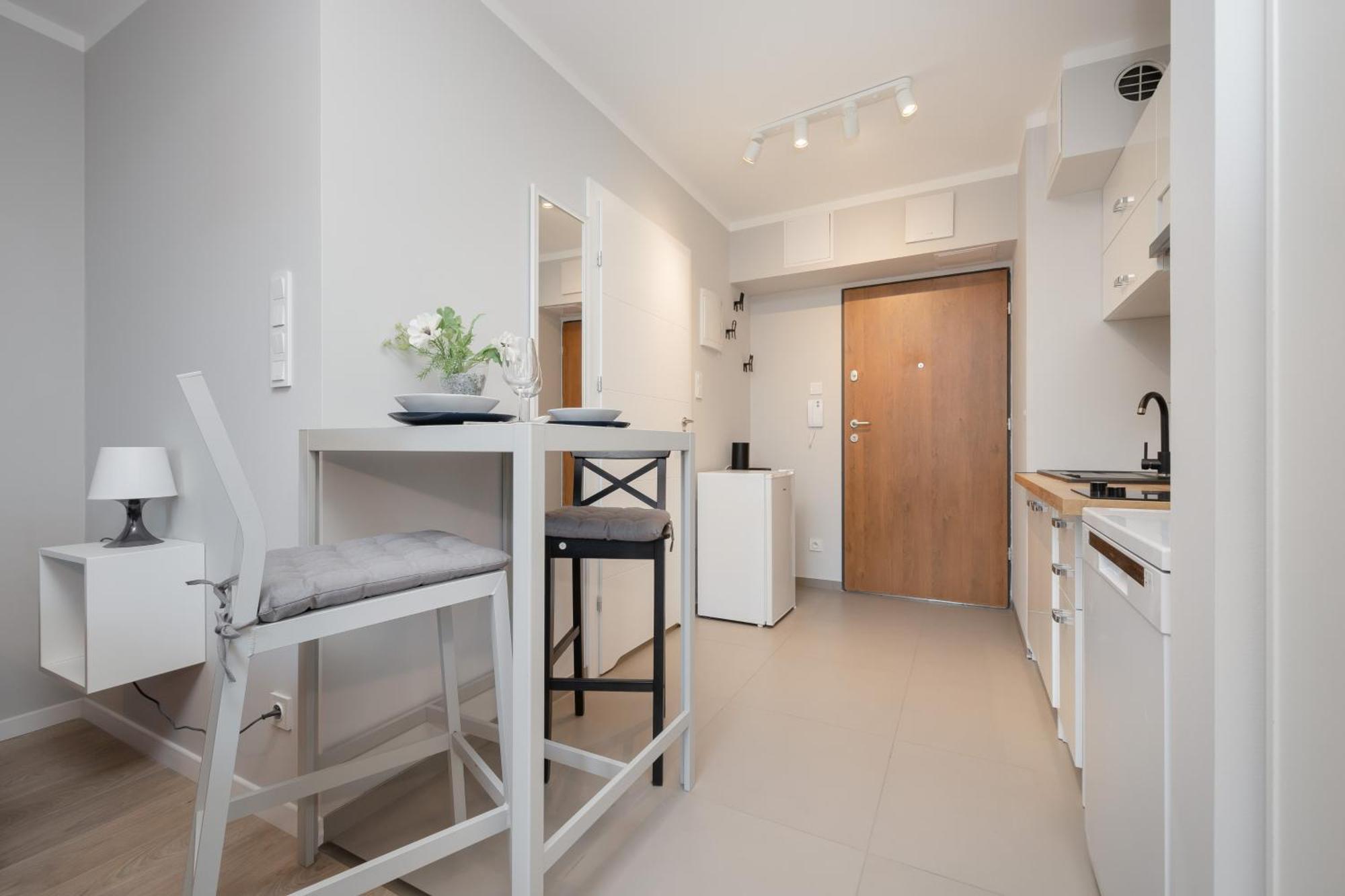 Warsaw Praga Kokoryczki Apartments With Parking By Noclegi Renters Kültér fotó