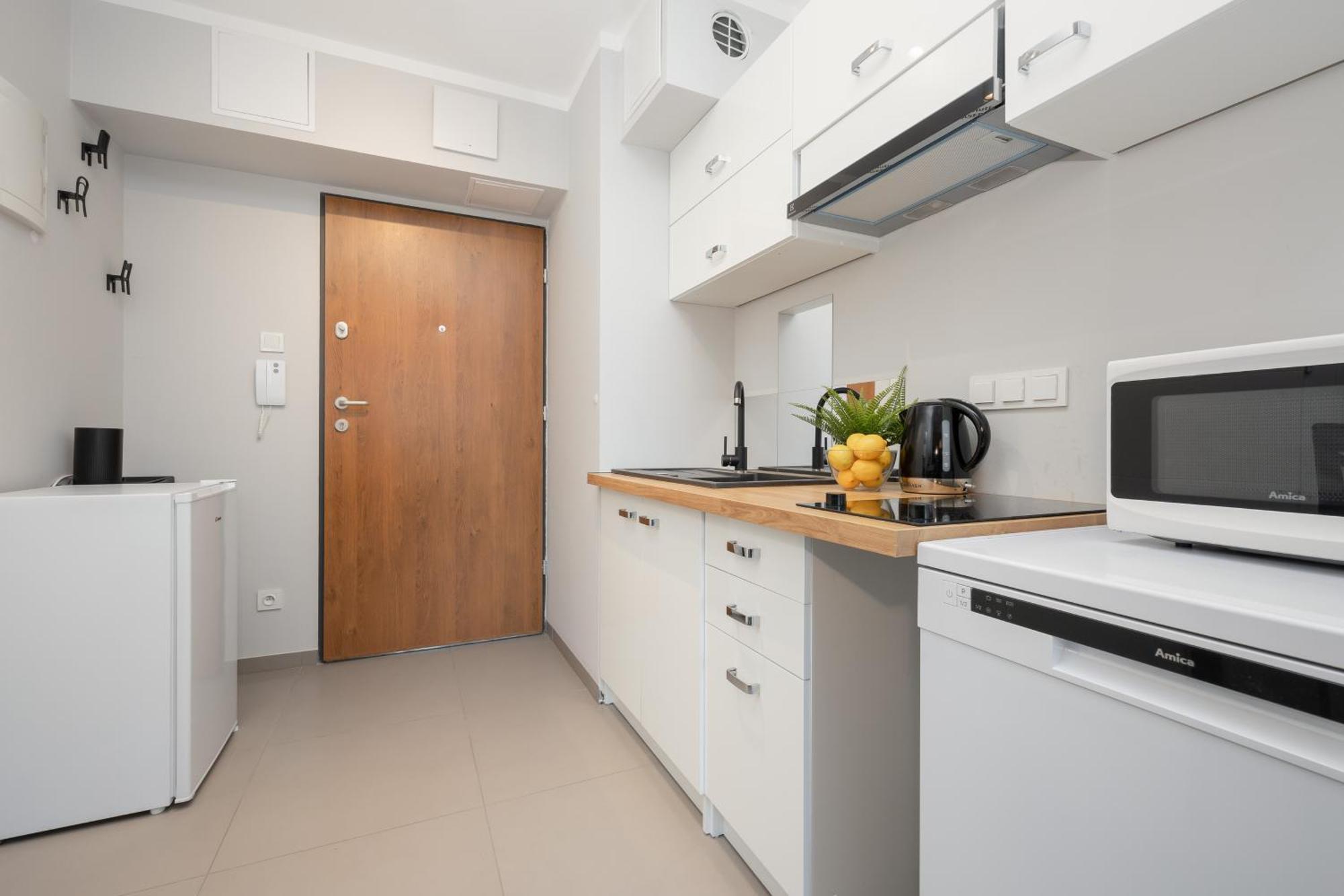 Warsaw Praga Kokoryczki Apartments With Parking By Noclegi Renters Kültér fotó